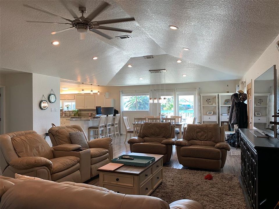 1st image of 218 China Clipper Dr