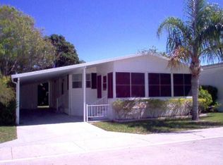 196 Plantation Blvd, Lake Worth, FL 33467