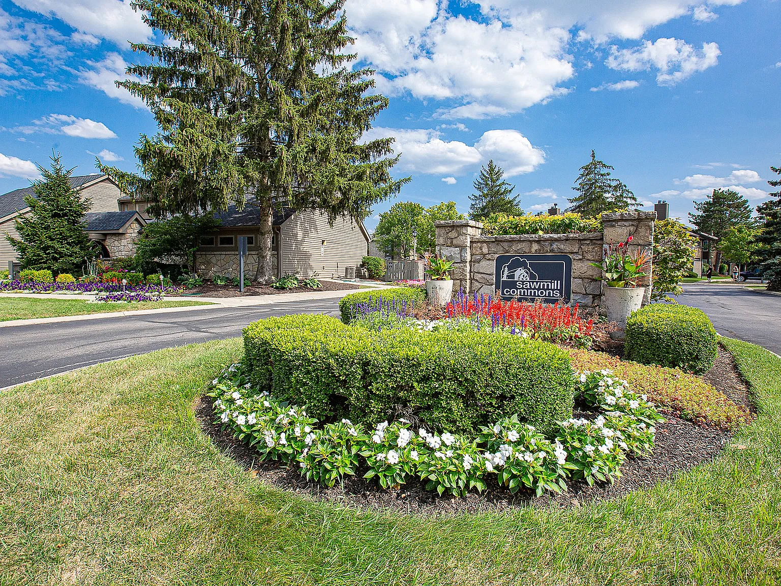 Sawmill Commons — Photo 3