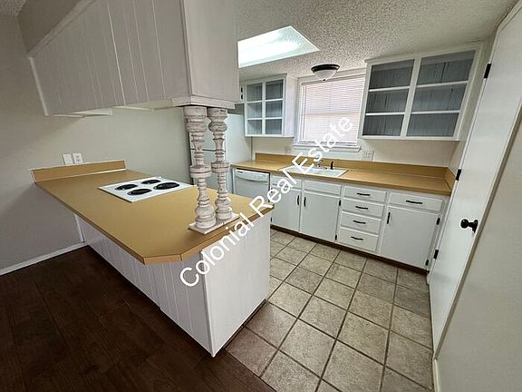 4th image of 309 Innsdale Ter APT A