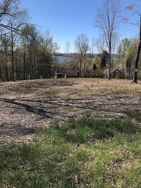 1st image of 13 Piney View Dr