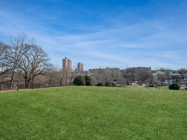 6665 Colonial Road image 21 of 24