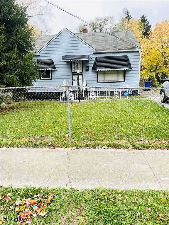 9913 Sandusky Ave photo 1