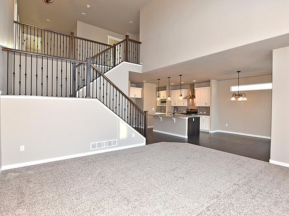 4th image of 1181 Bitterroot Ct