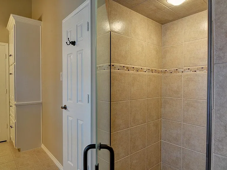 316 Bremen Dr — Photo 17