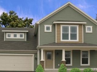 6402 Beach Dr, Lockport, NY 14094