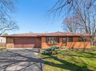 2N463 Diane Ave, Glen Ellyn, IL 60137