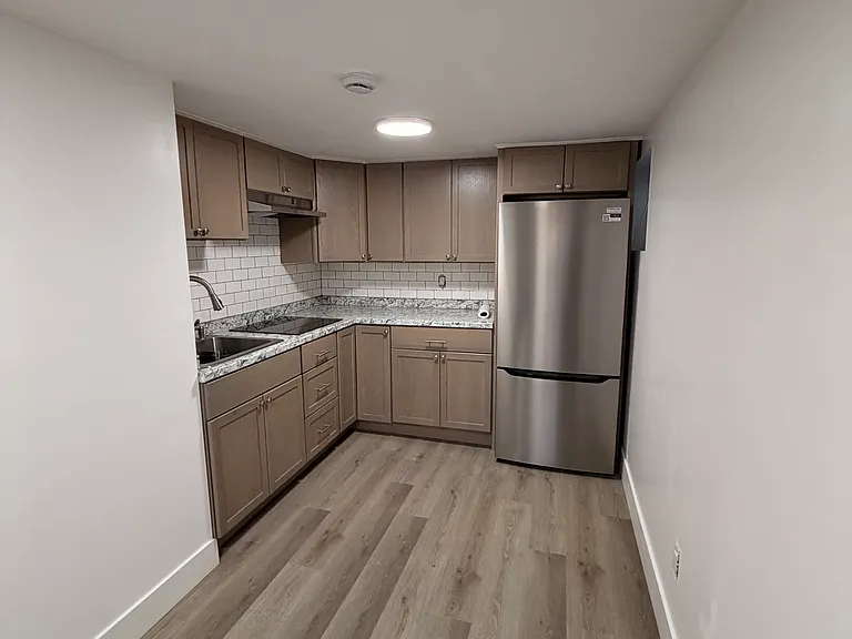 183 McKay Rd #1B — Photo 3