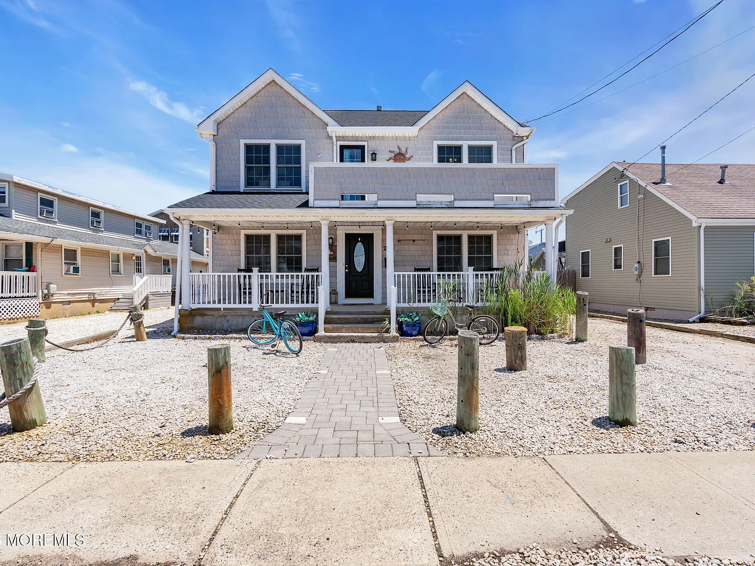 4 bed, 2.5 bath, 1764 sqft, $52,000 — Photo 3
