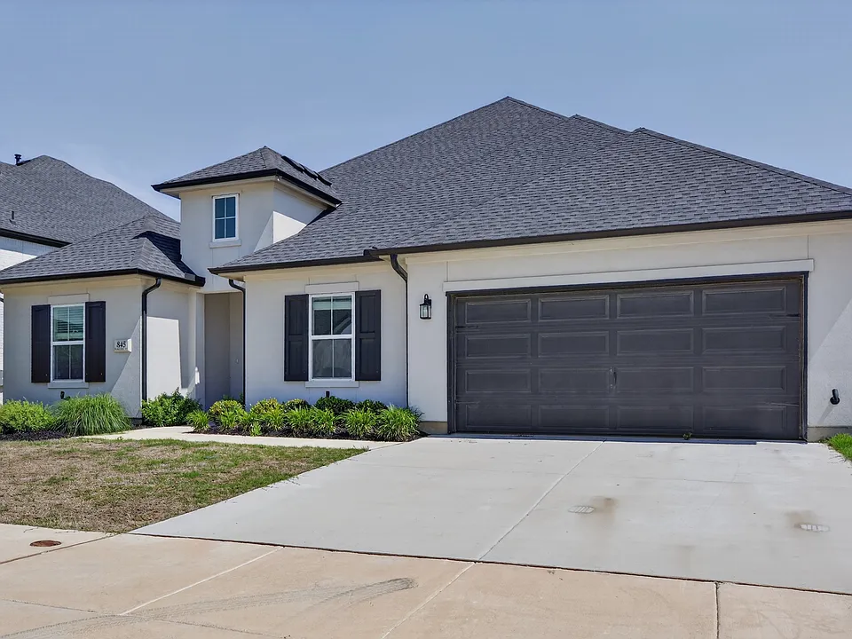 845 Ranchland Rd