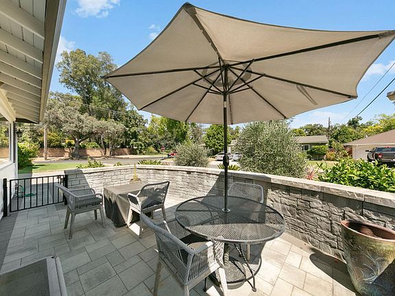 4th image of 4400 Capri Way