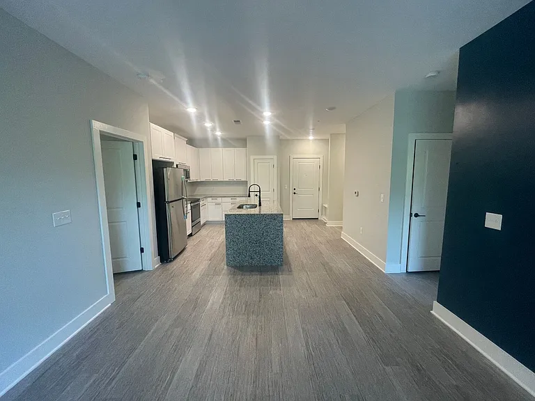 Franklin Forest New Construction 2 Bedrooms — Photo 36
