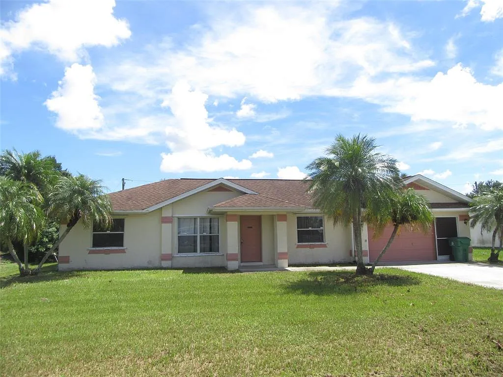 3 bed, 2.0 bath, 1237 sqft, $1,850 — Photo 1