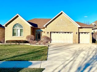 109 Rose Dr, Bloomingdale, IL 60108