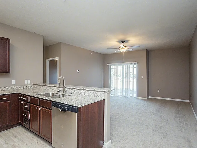 Timberline Apartments — Photo 27
