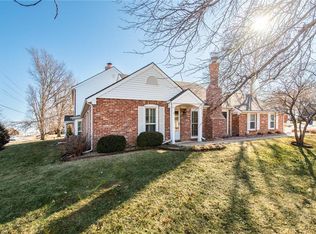 4008 Vintage Ct, Lawrence, KS 66047