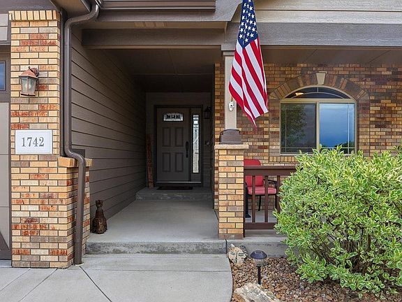 3rd image of 1742 Platte River Ct