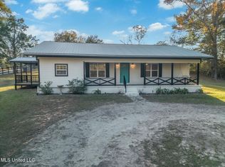 235 Lott Rd, Perkinston, MS 39573