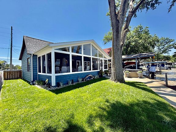 4th image of 9292 Buckeye Dr