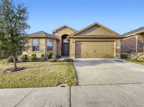 8213 Muddy Creek Dr, Fort Worth, TX 76131