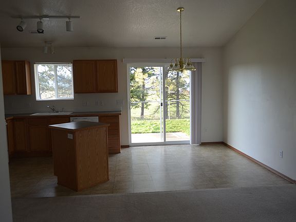 4th image of 2563 E Knapp Dr