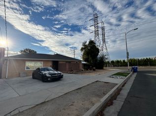 9287 Kewen Ave, Sun Valley, CA 91352