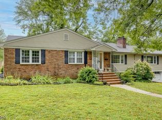 1637 Nottingham Way, Mountainside, NJ 07092