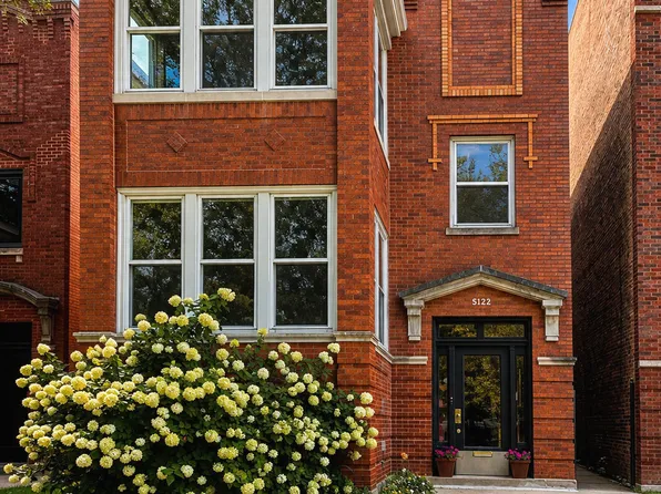 5122 N Leavitt St, Chicago, IL 60625