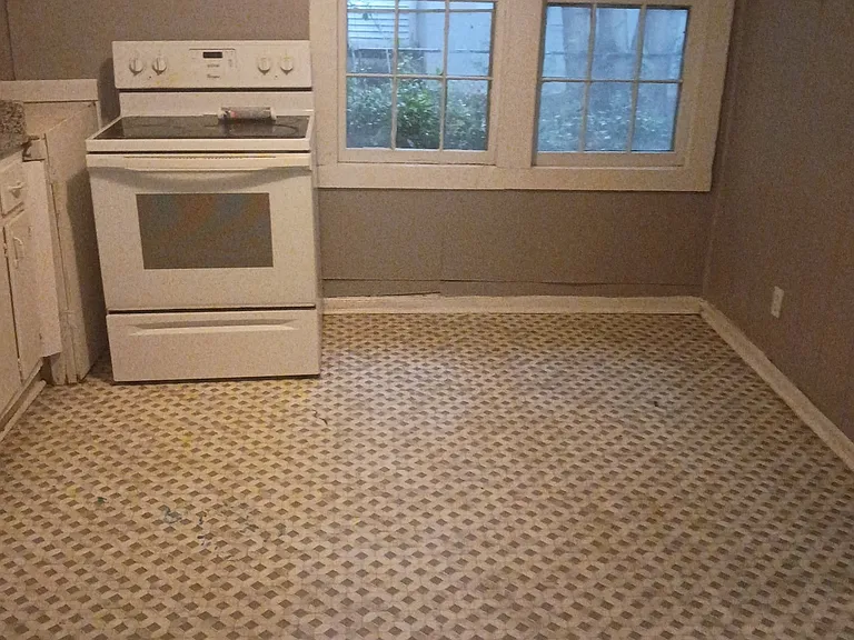 437 Morgan St NW — Photo 8