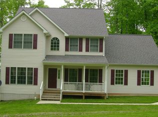 243 Freezeland Loop Rd, Linden, VA 22642