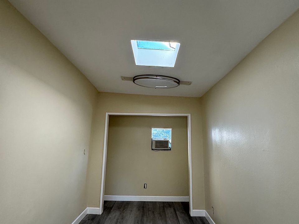 2nd image of 1833 W 51st St