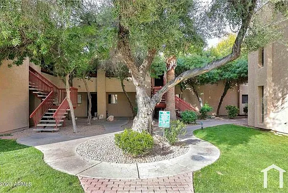 3131 W Cochise Dr #204 — Photo 3