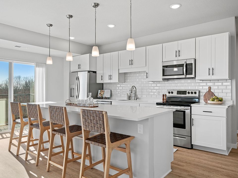1st image of 601 Industrial Blvd W #4841826