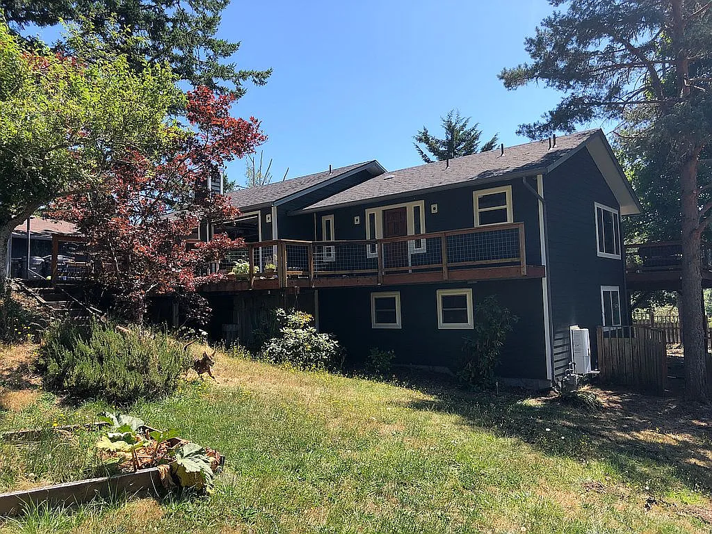 1680 Lorane Hwy photo 1