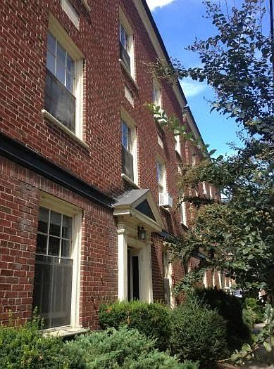 1st image of 516 N Belmont Ave APT 2