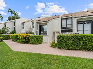 609 Bridgewood Dr, Boca Raton, FL 33434