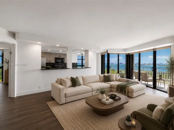1000 Quayside Ter APT 1702, Miami, FL 33138