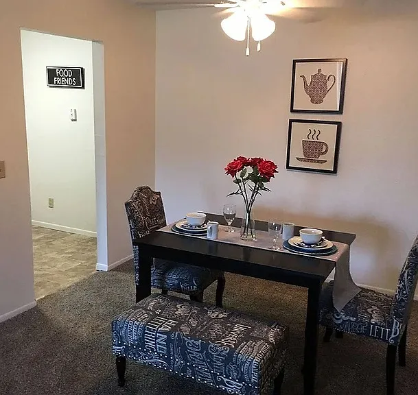 Alt StoneBridge Apartments — Photo 9