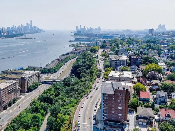 41 47th Street image 21 of 22