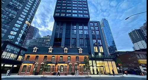 8 Wellesley St W #3312 Photo 1