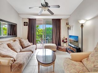 923 Villa Cir, Boynton Beach, FL 33435