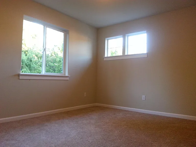 5017 Black Rock Loop SE — Photo 11