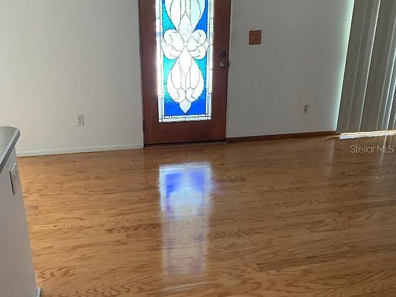 3rd image of 835 Georgia Ave