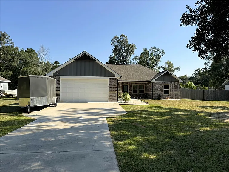 162 County Road 2221 — Photo 1