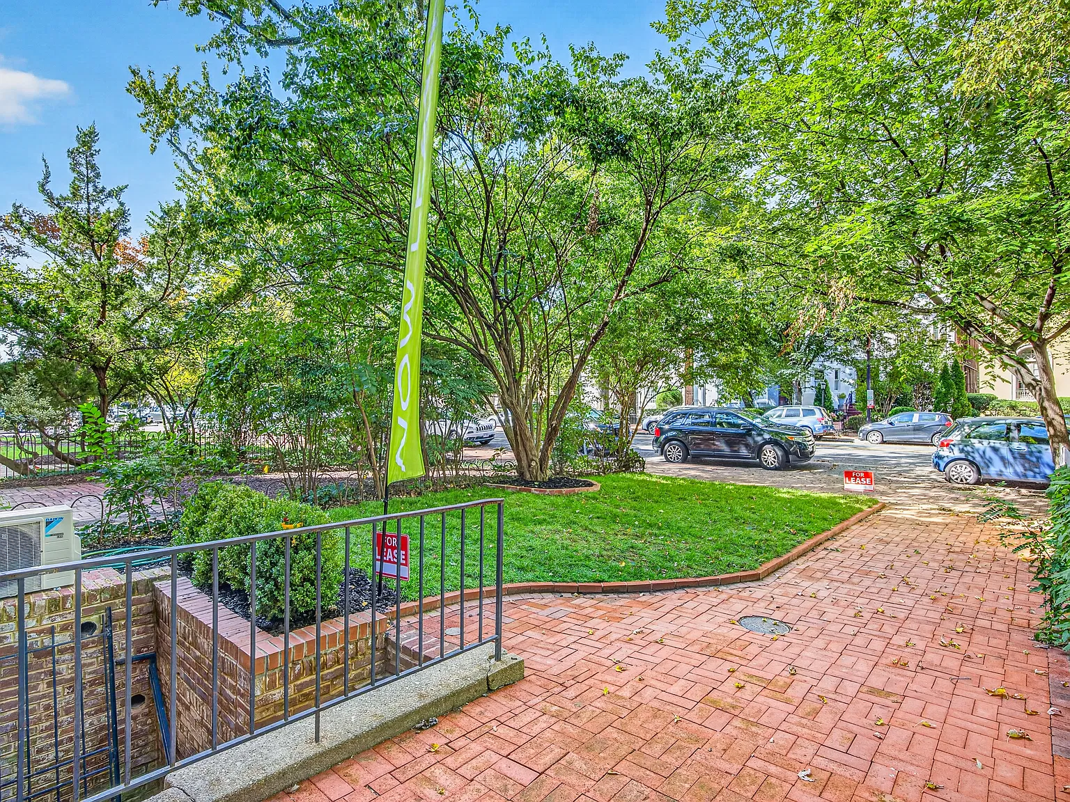 311 E Capitol St NE — Photo 3