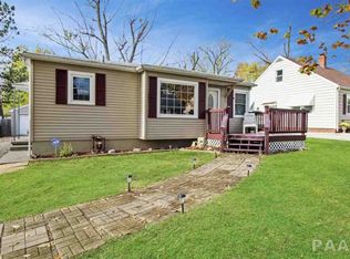 4927 N Longview Pl, Peoria Heights, IL 61616