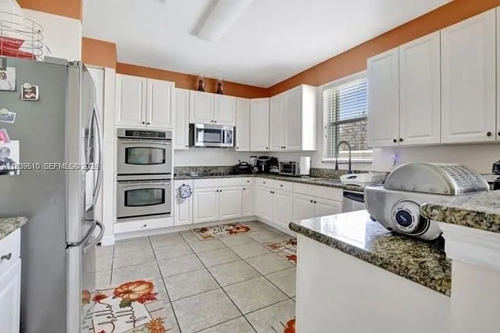 Building Photo - 5078 SW 183rd Ave #HOUSE