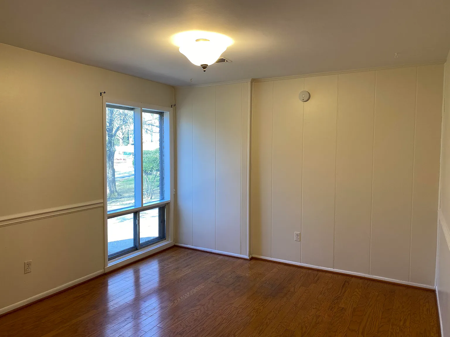 5 bed, 2264 sqft, $3,600 — Photo 3