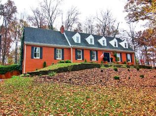 2111 Woodhaven Rd, Cape Girardeau, MO 63701