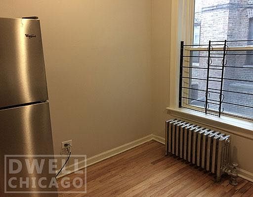 3rd image of 1433 W Lunt Ave APT 1N